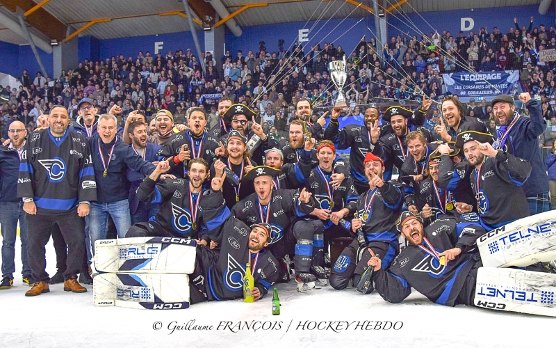 Photo hockey Division 1 - Division 1 - Finale match 5 : Nantes vs Chambéry - Nantes Champion de France  ! 