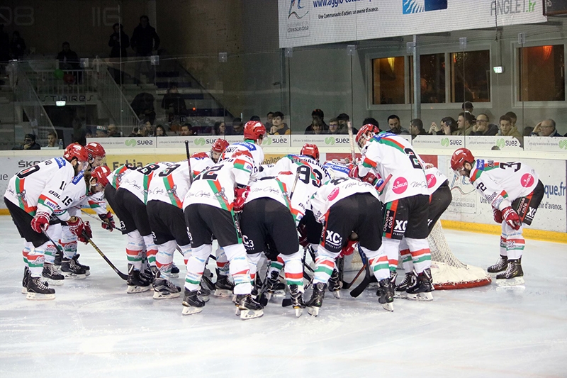 Photo hockey Division 1 - Division 1 : Mont-Blanc (Les Yetis) - D1 : Bilan très séduisant pour les Yétis Photo hockey Division 1 - Division 1 : Mont-Blanc (Les Yetis) - D1 : Bilan très séduisant pour les Yétis