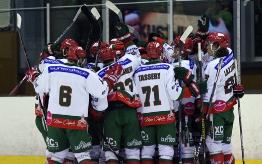 Photo hockey Division 1 - Division 1 - poule de maintien 3ème journée : Chambéry vs Mont-Blanc - Mont-Blanc et son public ont vaincu Chambéry