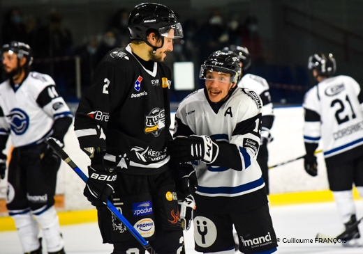 Photo hockey Division 1 - Division 1 - Préparation: Nantes VS Brest 2-3 (4 à 5 TAB) Photo hockey Division 1 - Division 1 - Préparation: Nantes VS Brest 2-3 (4 à 5 TAB)