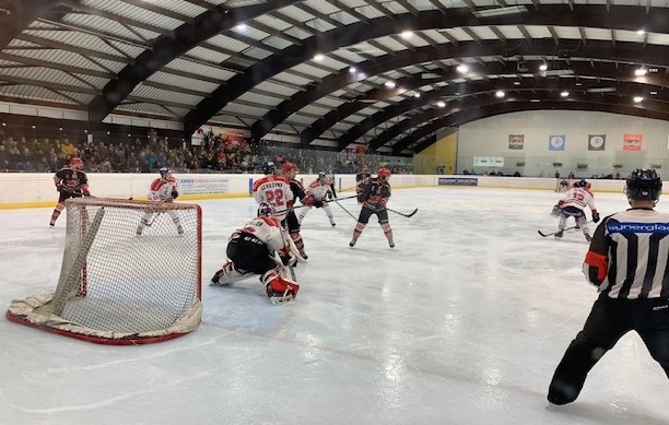 Photo hockey Division 1 - Division 1 - Quart de Finale match 2 : Neuilly/Marne vs Caen - Neuilly contr么le Photo hockey Division 1 - Division 1 - Quart de Finale match 2 : Neuilly/Marne vs Caen - Neuilly contr么le