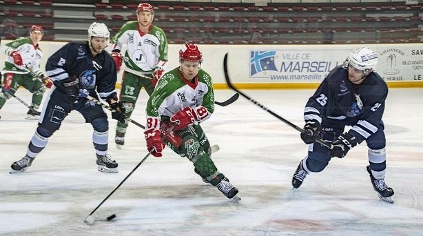 Photo hockey Division 1 - Division 1 - Un duel de prétendants + sondage Photo hockey Division 1 - Division 1 - Un duel de prétendants + sondage