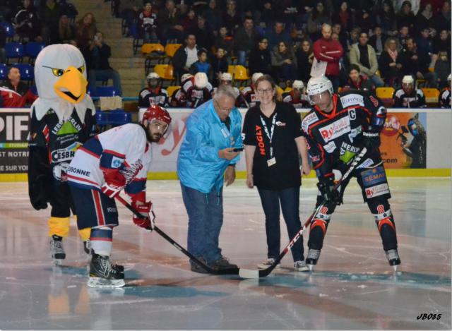 Photo hockey Division 2 - D2 : 10ème journée - A : La Roche-sur-Yon vs Evry  - Repartir de l