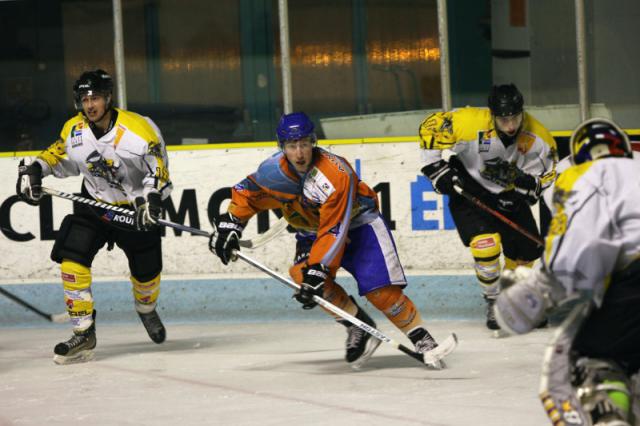 Photo hockey Division 2 - D2 : 11ème journée - B : Clermont-Ferrand vs Rouen II - Clermont revient aux affaires Photo hockey Division 2 - D2 : 11ème journée - B : Clermont-Ferrand vs Rouen II - Clermont revient aux affaires