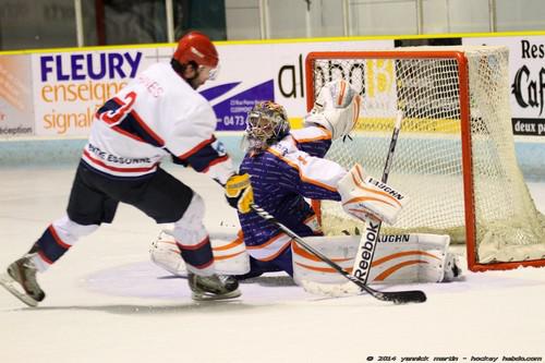 Photo hockey Division 2 - D2 : 12ème journée - A : Clermont-Ferrand vs Evry  - Les Sangliers Arvernes craquent