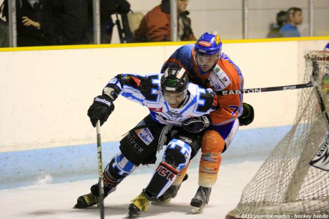 Photo hockey Division 2 - D2 : 12ème journée - B : Clermont-Ferrand vs Tours  - Clermont défait en prolongation