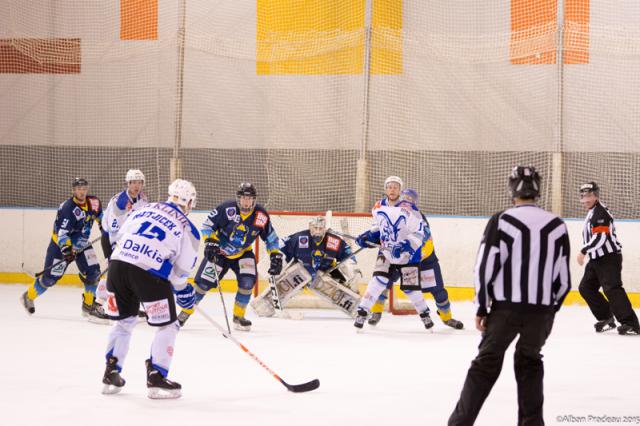 Photo hockey Division 2 - D2 : 14ème journée - B : Limoges vs Courchevel-Méribel-Pralognan - Les Taureaux de Feu ont mangé les Bouquetins