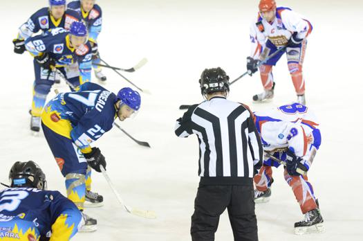 Photo hockey Division 2 - D2 : 15ème journée - B : Limoges vs Asnières - Les Taureaux de Feu passent le barrage des Castors d
