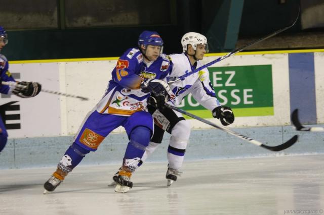Photo hockey Division 2 - D2 : 16ème journée poule A : Clermont-Ferrand vs Nantes - Nantes raccroche, Clermont s