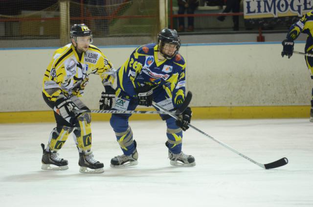 Photo hockey Division 2 - D2 : 17ème journée - A : Limoges vs Chambéry - Les Taureaux de Feu sur le fil du rasoir