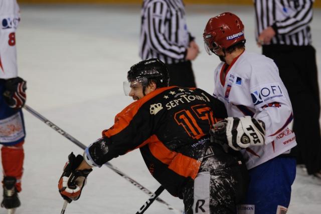 Photo hockey Division 2 - D2 : 17ème journée poule A : Tours  vs Asnières - Premier col franchi