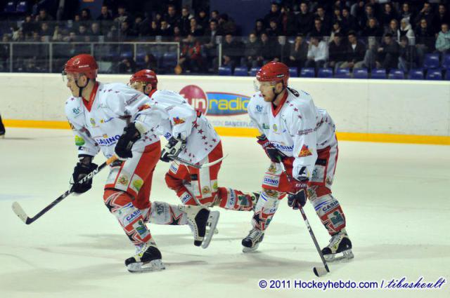 Photo hockey Division 2 - D2 : 18ème journée - B : Cholet vs Amnéville - Cholet défait Amnéville Photo hockey Division 2 - D2 : 18ème journée - B : Cholet vs Amnéville - Cholet défait Amnéville
