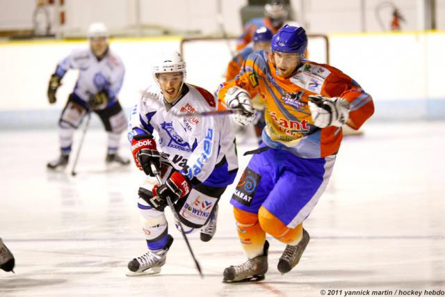 Photo hockey Division 2 - D2 : 1ère journée - B : Clermont-Ferrand vs Courchevel-Méribel-Pralognan - Clermont en panne de réussite