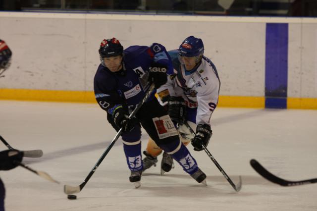 Photo hockey Division 2 - D2 : 2ème journée - B : Nantes vs Clermont-Ferrand - Nantes se rachète mais... Photo hockey Division 2 - D2 : 2ème journée - B : Nantes vs Clermont-Ferrand - Nantes se rachète mais...