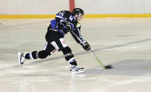 Photo hockey Division 2 - D2 : 5ème journée poule A : Nantes vs Courchevel-Méribel-Pralognan - Une pluie de buts