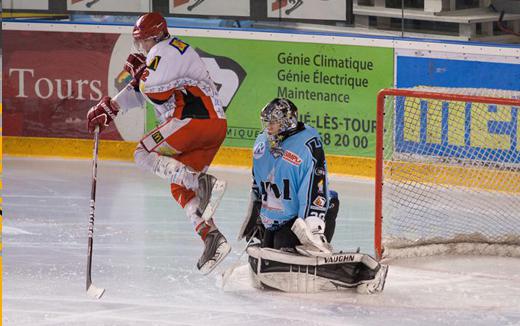 Photo hockey Division 2 - D2 : 5ème journée - B : Tours vs Amnéville - Tours fait le métier Photo hockey Division 2 - D2 : 5ème journée - B : Tours vs Amnéville - Tours fait le métier