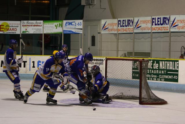 Photo hockey Division 2 - D2 : 5ème journée poule A : Clermont-Ferrand vs Champigny-sur-Marne - Clermont devance Champigny