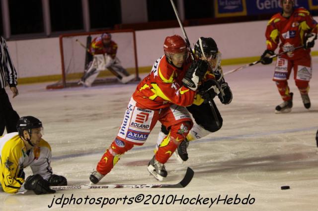 Photo hockey Division 2 - D2 : 6ème journée - A : Orléans vs Rouen II - Les Renards victimes des powers play Photo hockey Division 2 - D2 : 6ème journée - A : Orléans vs Rouen II - Les Renards victimes des powers play