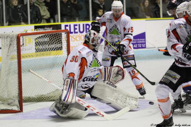 Photo hockey Division 2 - D2 : 7ème journée - A : Clermont-Ferrand vs La Roche-sur-Yon - Clermont impose sa hargne puis implose Photo hockey Division 2 - D2 : 7ème journée - A : Clermont-Ferrand vs La Roche-sur-Yon - Clermont impose sa hargne puis implose
