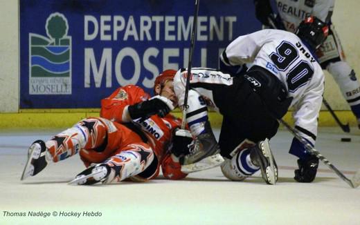 Photo hockey Division 2 - D2 : 7ème journée - B : Amnéville vs Nantes - Stieranka imbattable.. Photo hockey Division 2 - D2 : 7ème journée - B : Amnéville vs Nantes - Stieranka imbattable..