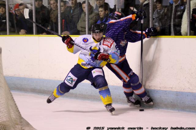 Photo hockey Division 2 - D2 : Play Off - 1/8ème de finale - Retour : Clermont-Ferrand vs Limoges - Victoire et qualification pour Limoges