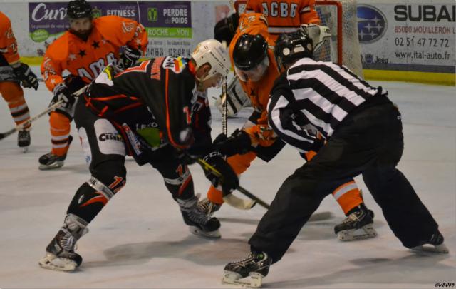 Photo hockey Division 2 - D2 : Play Off - 1/8ème de finale - Retour : La Roche-sur-Yon vs Boulogne Billancourt - En toute logique les Aigles s