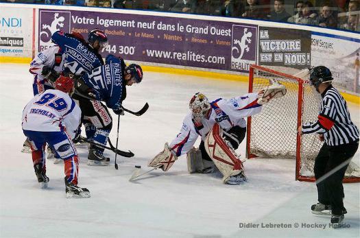 Photo hockey Division 2 - D2 : Play-off, 1/4 de finale, match retour : Nantes vs Asnières - Le vent toujours en poupe pour Nantes Photo hockey Division 2 - D2 : Play-off, 1/4 de finale, match retour : Nantes vs Asnières - Le vent toujours en poupe pour Nantes