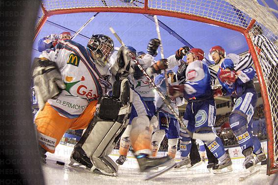 Photo hockey Division 2 - D2 : play-off, 1/8ème de finale, match retour : Lyon vs Clermont-Ferrand - Lyon, loin d\ Photo hockey Division 2 - D2 : play-off, 1/8ème de finale, match retour : Lyon vs Clermont-Ferrand - Lyon, loin d\