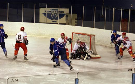 Photo hockey Division 2 - D2 : Play off 1/4 de finale : Paris (FV) vs Cholet - Les Français Volants au courage Photo hockey Division 2 - D2 : Play off 1/4 de finale : Paris (FV) vs Cholet - Les Français Volants au courage