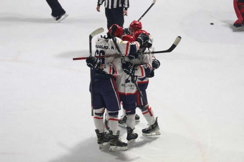 Photo hockey Division 2 - Division 2 : 10ème journée : Valence vs Lyon - Lyon remporte le Derby des bords du Rhône 