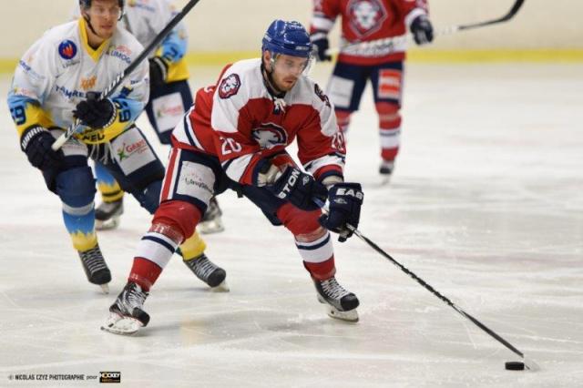 Photo hockey Division 2 - Division 2 : 12ème journée - A : Wasquehal Lille vs Limoges - D2 : Limoges enflamme Wasquehal 