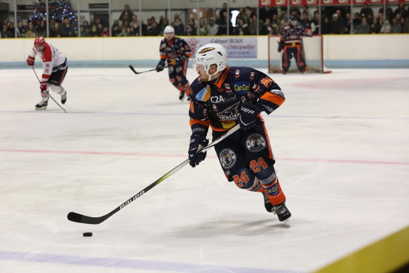 Photo hockey Division 2 - Division 2 : 12ème journée : Clermont-Ferrand vs Annecy - Une victoire comme cadeau de Noël pour Clermont