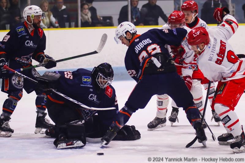 Photo hockey Division 2 - Division 2 : 13ème journée : Clermont-Ferrand vs Valence - Clermont : Dure dure... fut la victoire
