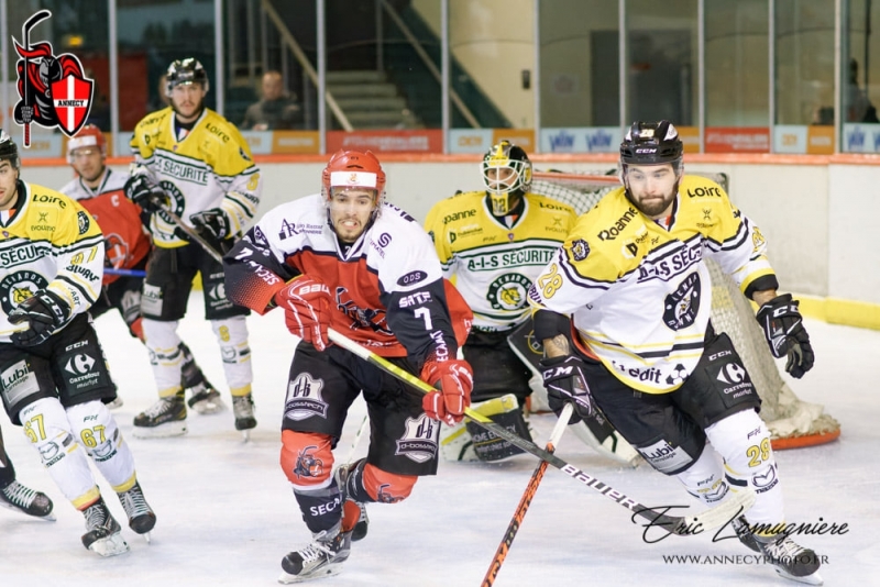 Photo hockey Division 2 - Division 2 : 13ème journée : Annecy vs Roanne - Les Chevaliers intraitables à domicile