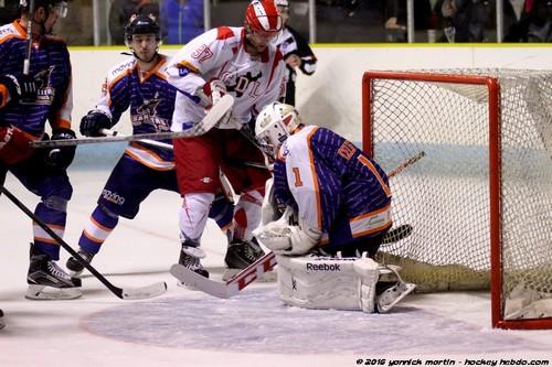 Photo hockey Division 2 - Division 2 : 15ème journée - B : Clermont-Ferrand vs Annecy - Clermont: un leader qui s