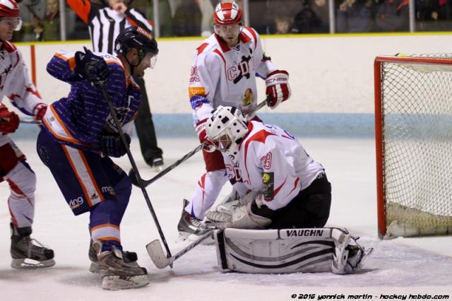 Photo hockey Division 2 - Division 2 : 15ème journée - B : Clermont-Ferrand vs Annecy - Clermont: un leader qui s\ Photo hockey Division 2 - Division 2 : 15ème journée - B : Clermont-Ferrand vs Annecy - Clermont: un leader qui s\