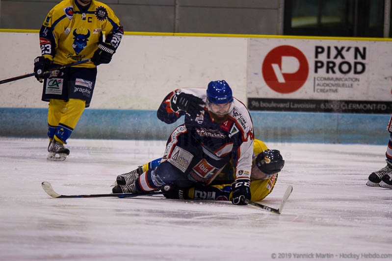 Photo hockey Division 2 - Division 2 : 16ème journée : Clermont-Ferrand vs Limoges - Victoire sans appel de Clermont Photo hockey Division 2 - Division 2 : 16ème journée : Clermont-Ferrand vs Limoges - Victoire sans appel de Clermont