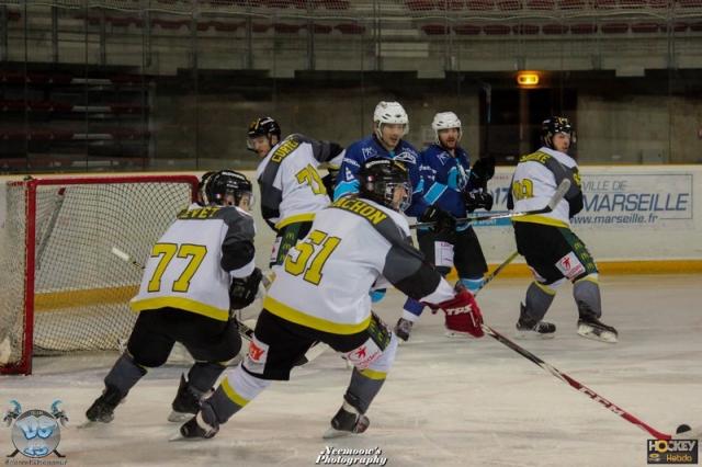 Photo hockey Division 2 - Division 2 : 17ème journée : Marseille vs Chambéry - D2 : Les éléphants défendent leur quatrième place