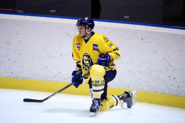 Photo hockey Division 2 - Division 2 : 17ème journée : Mont-Blanc vs Villard-de-Lans - D2 : Un époustouflant finish du Yéti