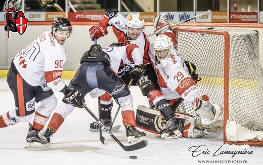 Photo hockey Division 2 - Division 2 : 17ème journée : Annecy vs Morzine-Avoriaz - Les Chevaliers arrachent un point à Morzine Photo hockey Division 2 - Division 2 : 17ème journée : Annecy vs Morzine-Avoriaz - Les Chevaliers arrachent un point à Morzine