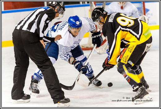 Photo hockey Division 2 - Division 2 : 1ère journée : Strasbourg II vs Paris (FV) - Les Français Volants survolent Strasbourg II