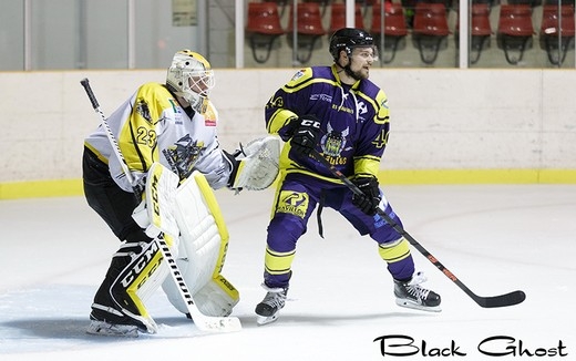 Photo hockey Division 2 - Division 2 : 1ère journée : Châlons-en-Champagne vs Rouen II - Première victoire en D2 Photo hockey Division 2 - Division 2 : 1ère journée : Châlons-en-Champagne vs Rouen II - Première victoire en D2