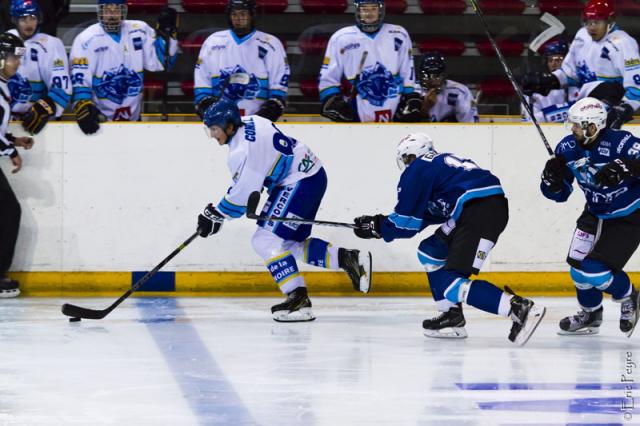 Photo hockey Division 2 - Division 2 : 2ème journée : Marseille vs Villard-de-Lans - Débuts soignés pour le MHC