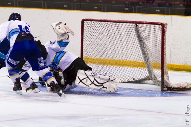 Photo hockey Division 2 - Division 2 : 2ème journée : Marseille vs Villard-de-Lans - Débuts soignés pour le MHC