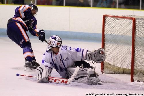 Photo hockey Division 2 - Division 2 : 3ème journée - B : Clermont-Ferrand vs Paris (FV) - Clermont défait par les Français Volants