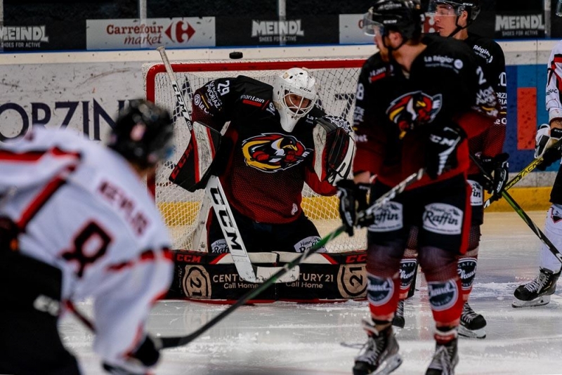 Photo hockey Division 2 - Division 2 : 4ème journée : Morzine-Avoriaz vs Toulouse-Blagnac - Les Pingouins reprennent leur glisse