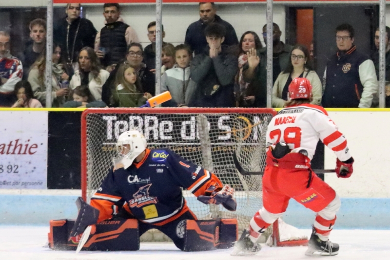 Photo hockey Division 2 - Division 2 : 4ème journée : Clermont-Ferrand vs Valence - Valence s’impose en patron à Clermont 