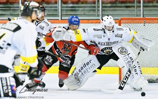 Photo hockey Division 2 - Division 2 : 5ème journée : Annecy vs Roanne - Les gardiens à l’honneur Photo hockey Division 2 - Division 2 : 5ème journée : Annecy vs Roanne - Les gardiens à l’honneur