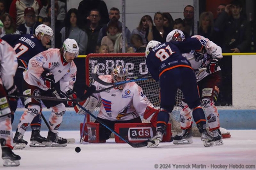 Photo hockey Division 2 - Division 2 : 6ème journée : Clermont-Ferrand vs La Roche-sur-Yon - Clermont corrigé par le HOGLY