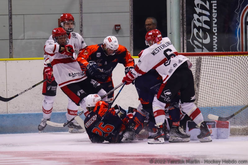 Photo hockey Division 2 - Division 2 : 7ème journée : Clermont-Ferrand vs Annecy - Et d’une… Belle victoire pour Clermont Photo hockey Division 2 - Division 2 : 7ème journée : Clermont-Ferrand vs Annecy - Et d’une… Belle victoire pour Clermont